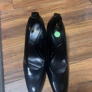 Zara Women's Black Patent Heels